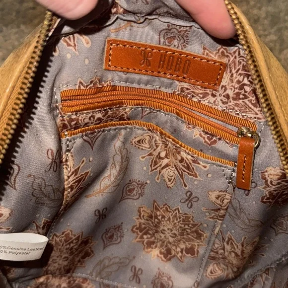 HOBO Round Crossbody Purse - Picture 4 of 6